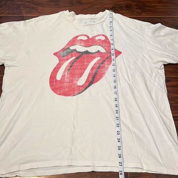 Bravado The Rolling Stones Off White Distressed Graphic Shirt - Picture 6 of 10
